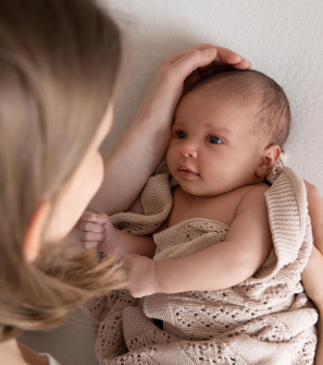 Photos de bébés dès ses premiers jours St Julien en Genevois - Haute-Savoie - 74